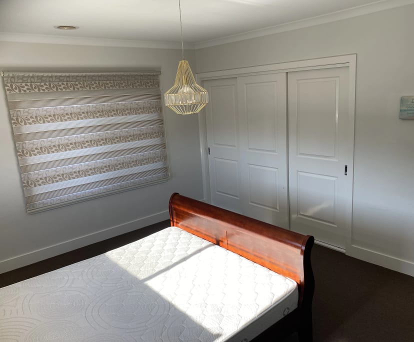 $300, Share-house, 4 bathrooms, Craigieburn VIC 3064