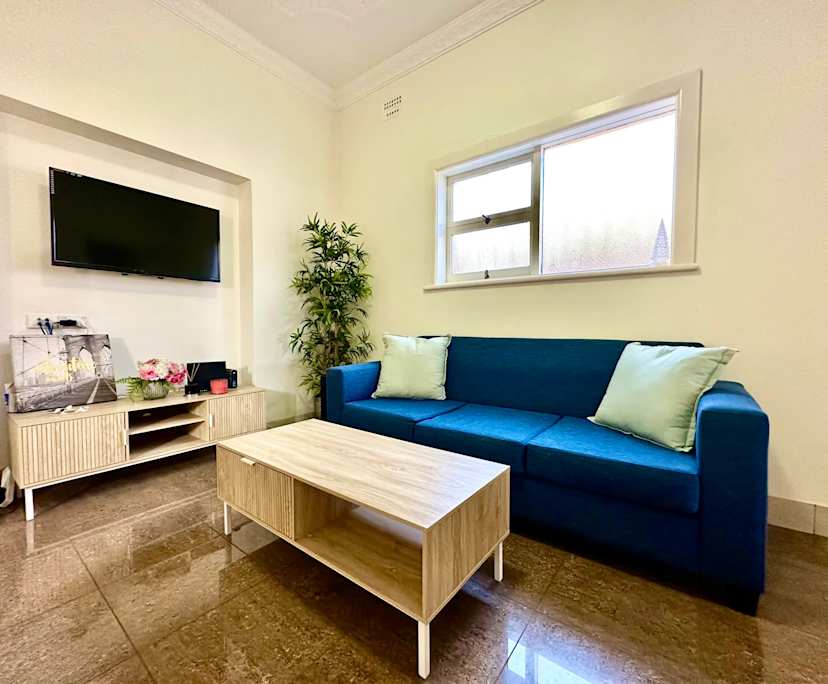 $300, Share-house, 4 bathrooms, Tempe NSW 2044