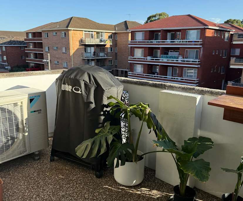 $680, 1-bed, 1 bathroom, Kogarah NSW 2217