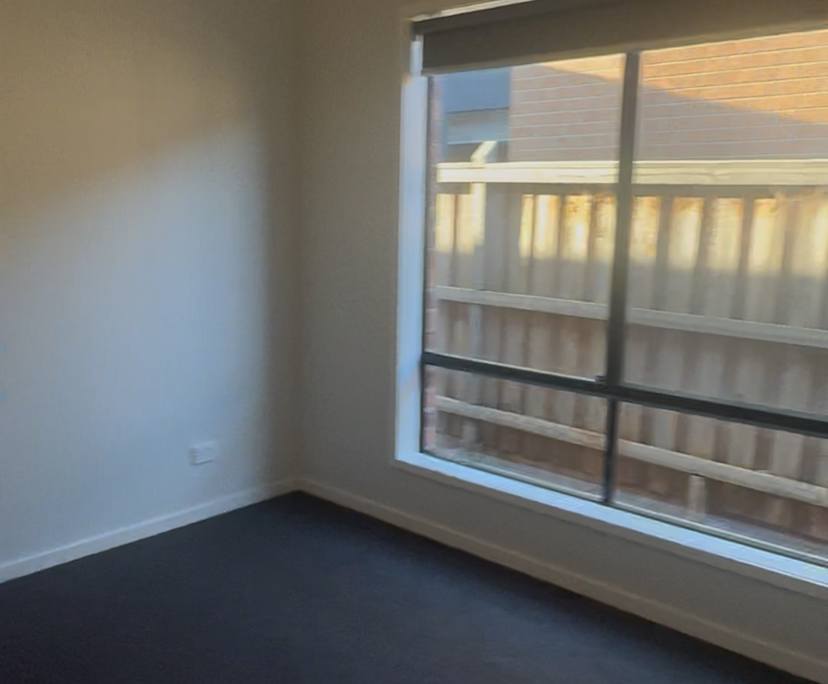 $162, Share-house, 4 bathrooms, Rockbank VIC 3335