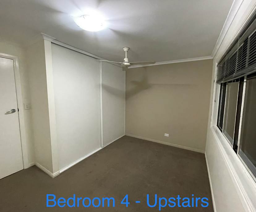 $270, Share-house, 4 rooms, Molendinar QLD 4214, Molendinar QLD 4214