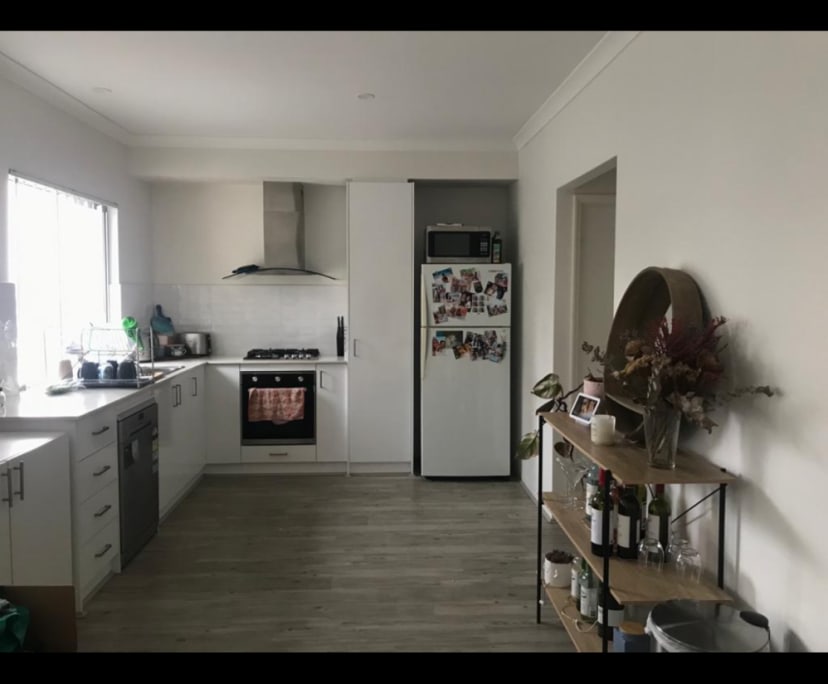 Unfurnished room in a share house