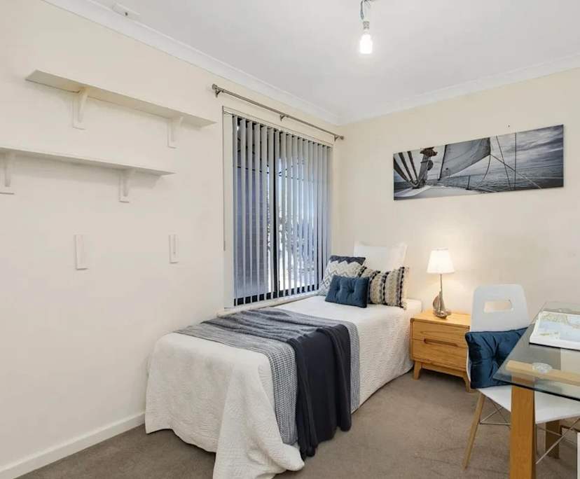 Furnished room in a share house