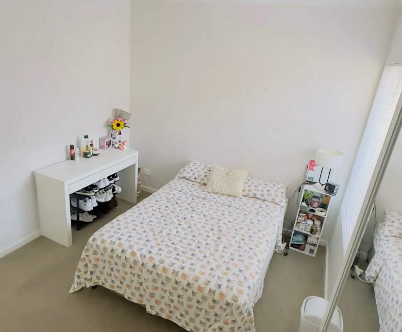 Furnished room with own bathroom