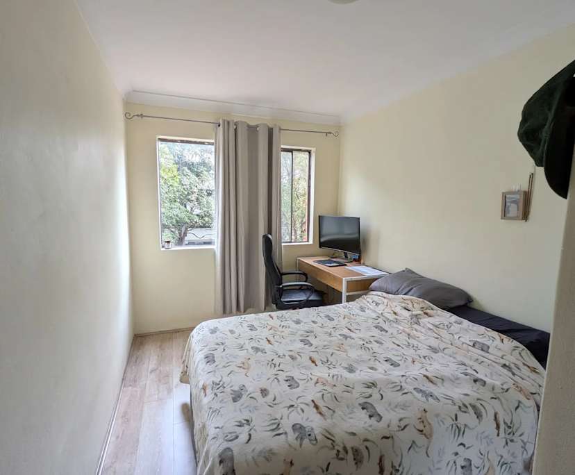 Furnished room in a share house