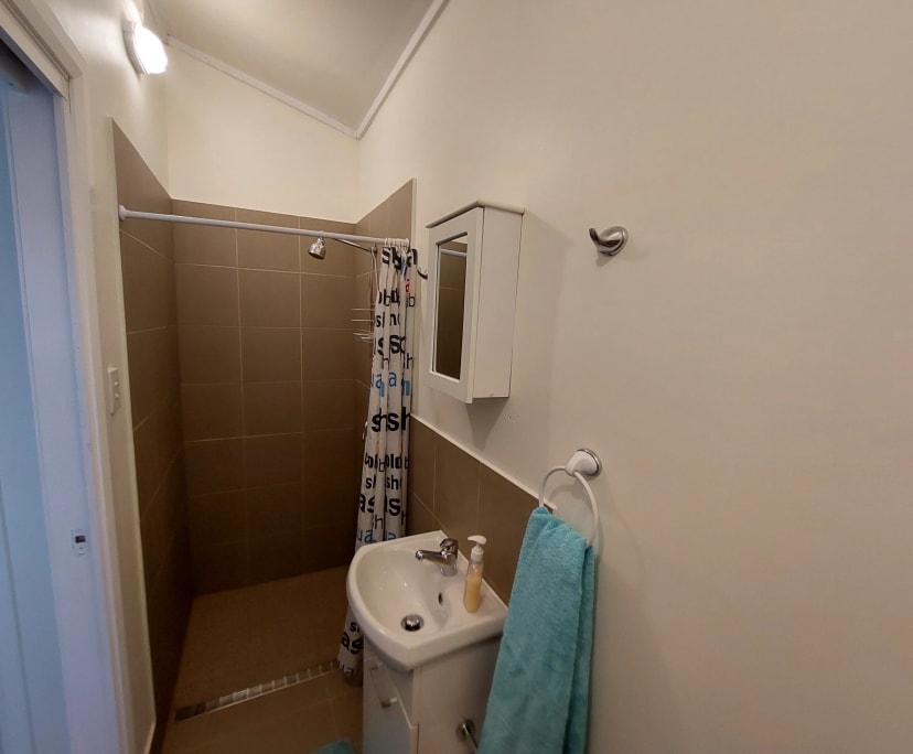 $320, Homestay, 2 bathrooms, Chatsworth QLD 4570
