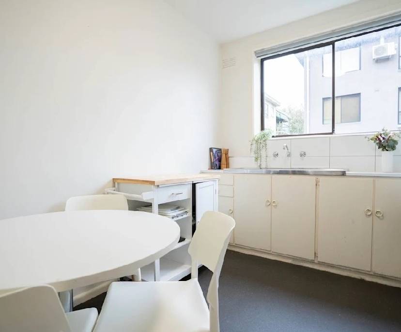 Whole property with 2 rooms for rent
