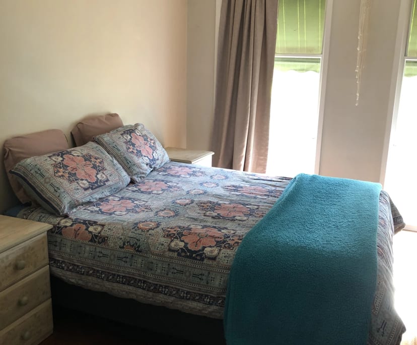 $290, Share-house, 3 bathrooms, Mornington VIC 3931