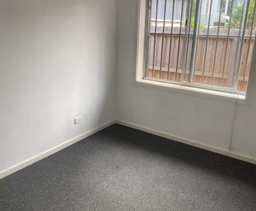 Unfurnished room in a share house