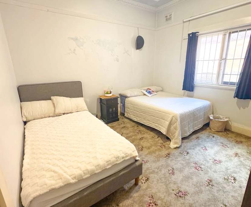 Furnished room in a share house
