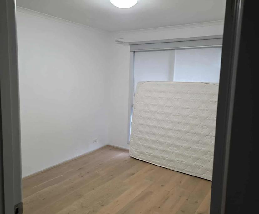 Unfurnished room in a share house