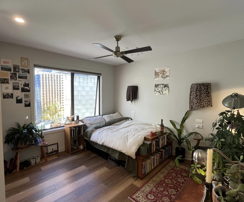 Unfurnished room in a share house