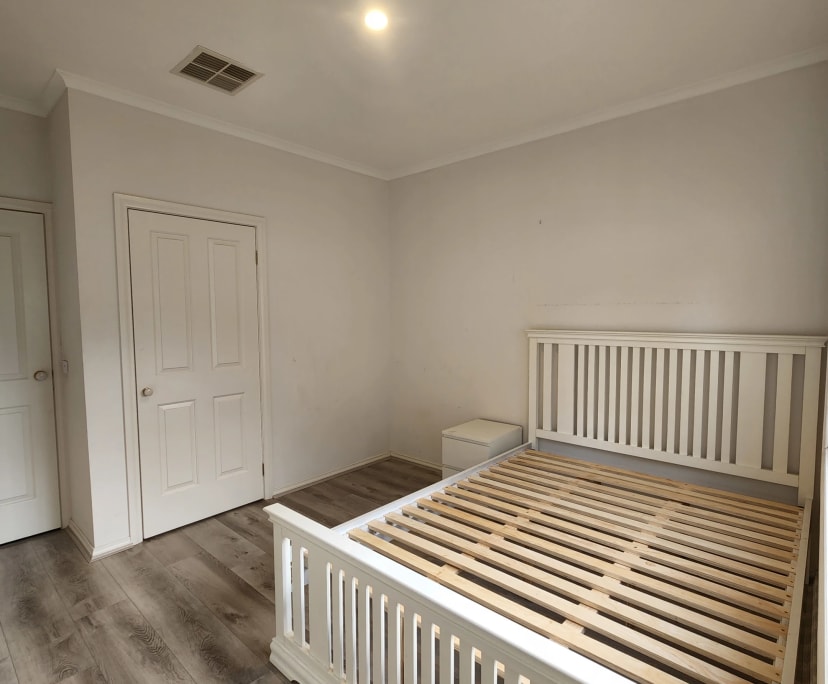 $300, Share-house, 3 bathrooms, Craigieburn VIC 3064