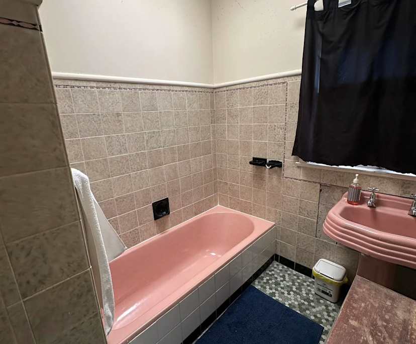 $290, Flatshare, 3 bathrooms, Toowong QLD 4066