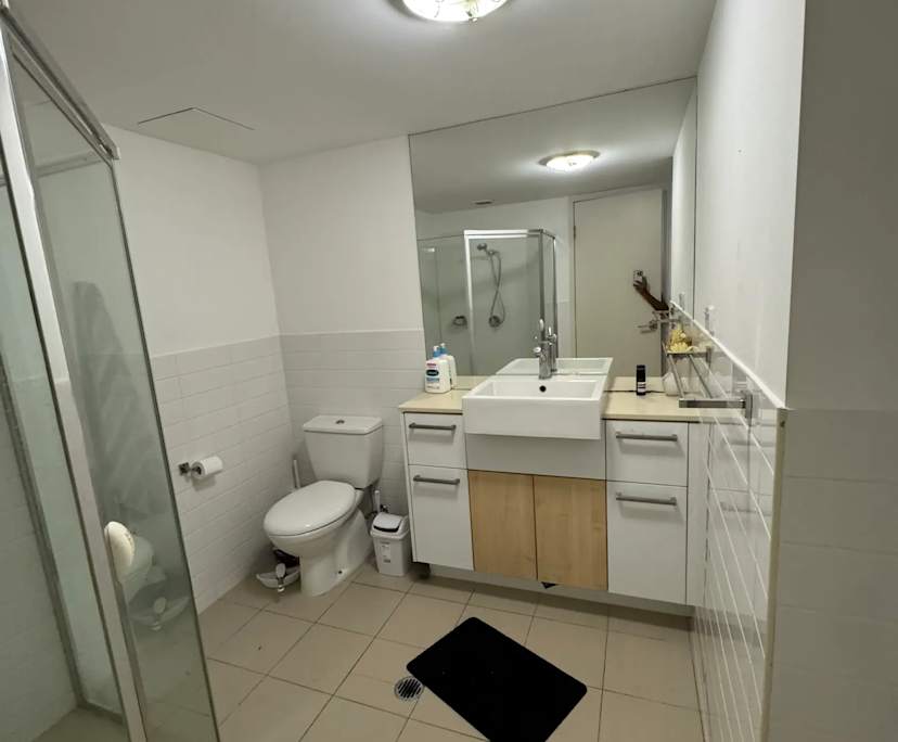 Furnished room with own bathroom