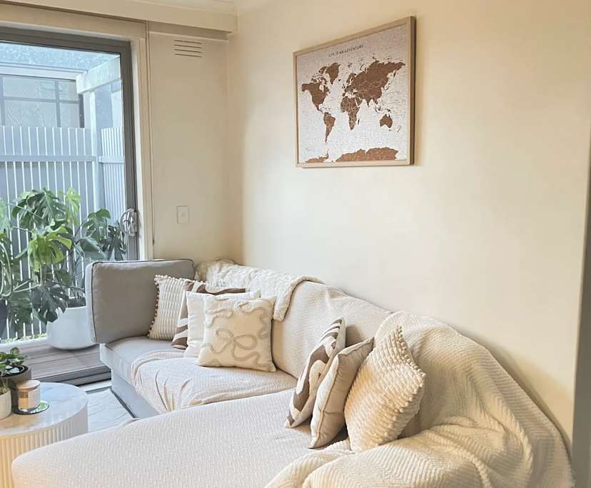 $300, Flatshare, 2 bathrooms, Malvern East VIC 3145