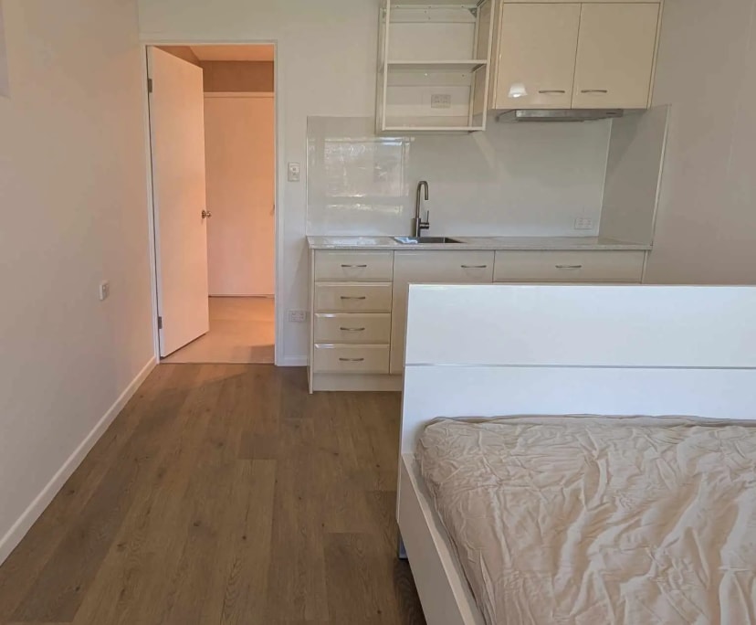 Furnished room with own bathroom