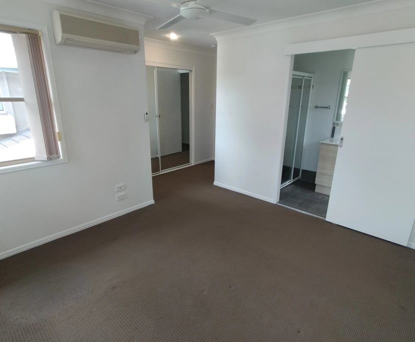 Room for Rent in Runcorn, Brisbane 220, Unfurnish...
