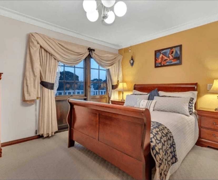 Furnished room with ensuite in a share house