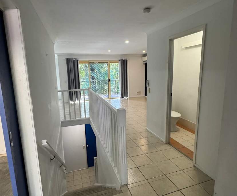 Whole property with 3 rooms for rent