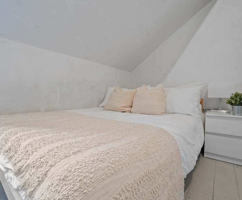 $330, Flatshare, 6 bathrooms, Darlinghurst NSW 2010