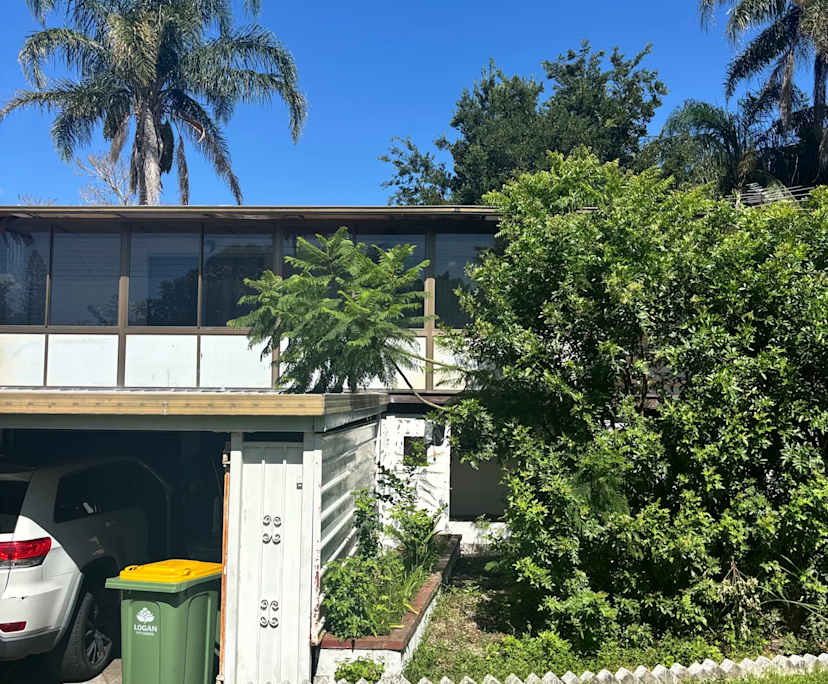 Unfurnished room in a share house