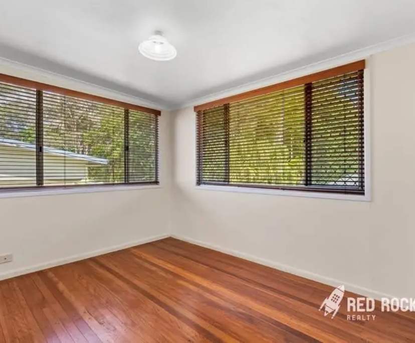 $1,350, Whole-property, 6 bathrooms, Coopers Plains QLD 4108