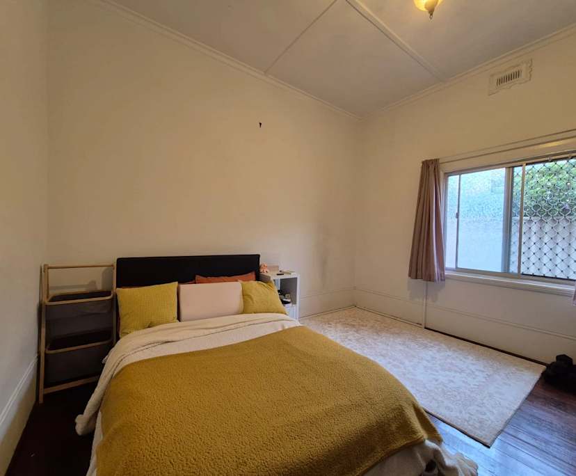 Unfurnished room in a share house