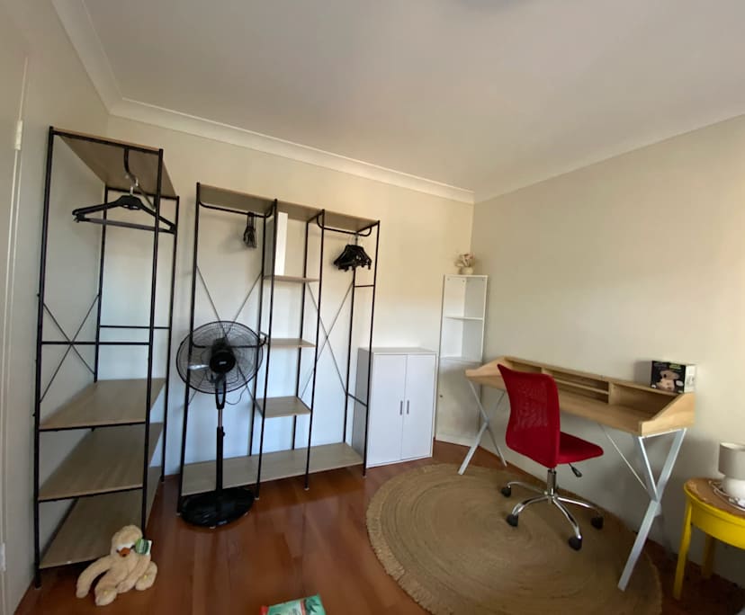 Furnished room in a share house