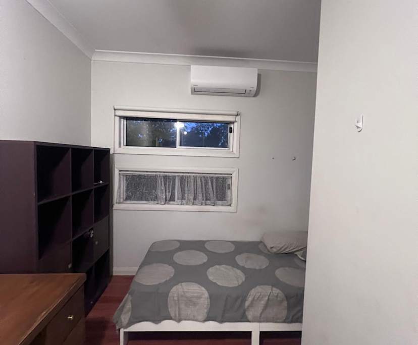 $215, Flatshare, 3 bathrooms, Dundas NSW 2117