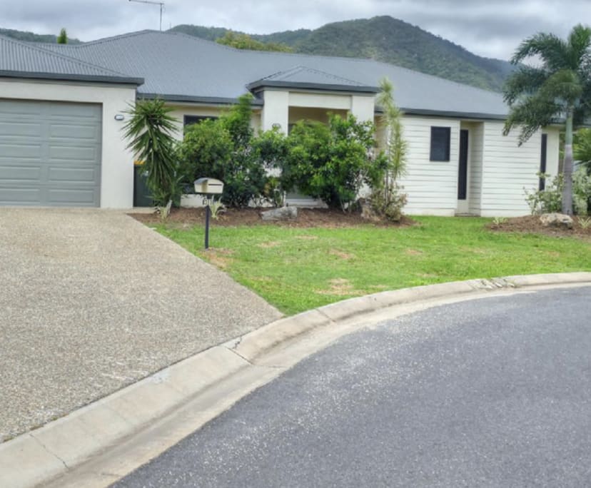 Room in a share house