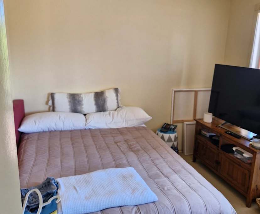 Unfurnished room in a share house