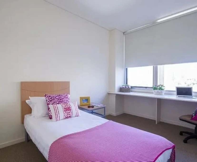 propertyImage