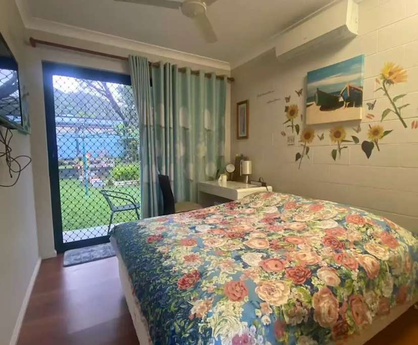 Furnished room with own bathroom