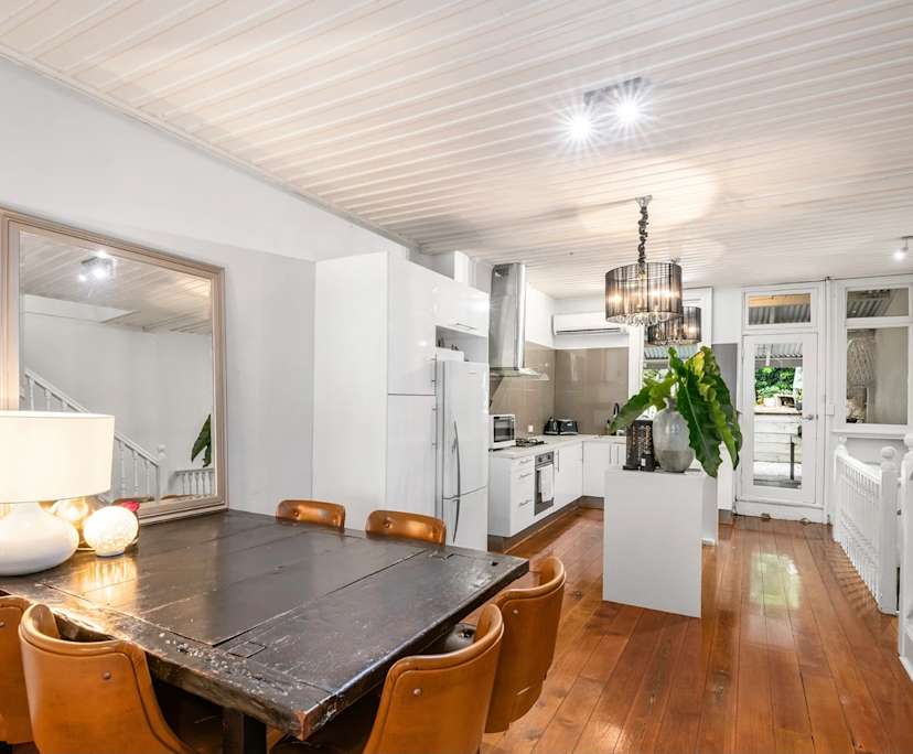 $1,000, Whole-property, 3 bathrooms, Petrie Terrace QLD 4000