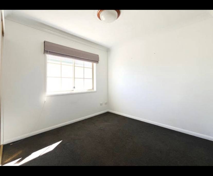 Unfurnished room in a share house