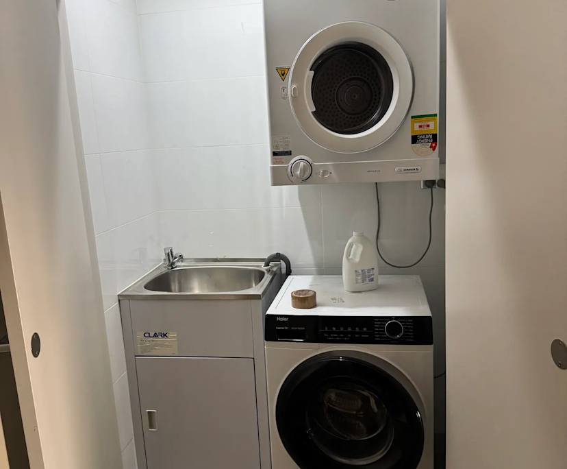 $300, Flatshare, 2 bathrooms, Rouse Hill NSW 2155