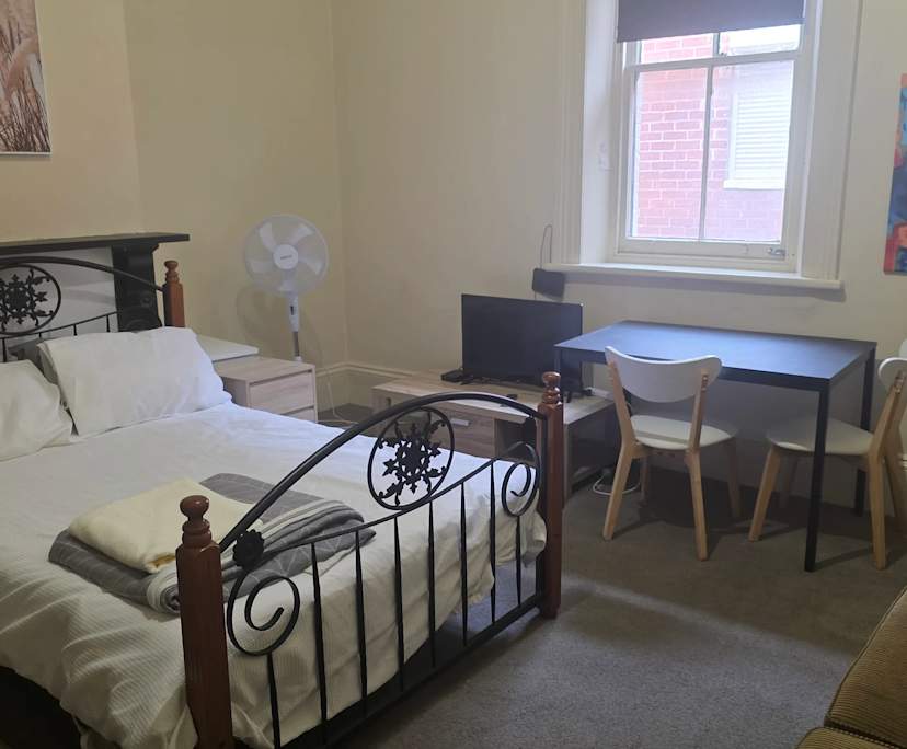 propertyImage