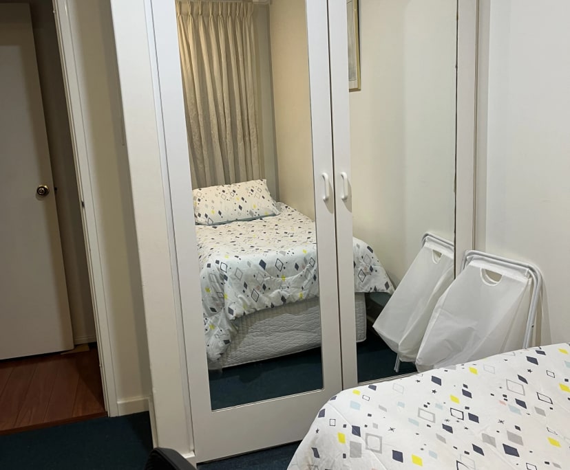 $320, Homestay, 5 bathrooms, Dianella WA 6059