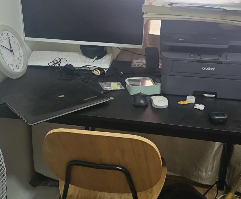 Furnished room in a flatshare