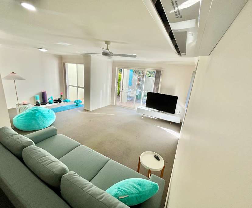 Furnished room with ensuite in a share house
