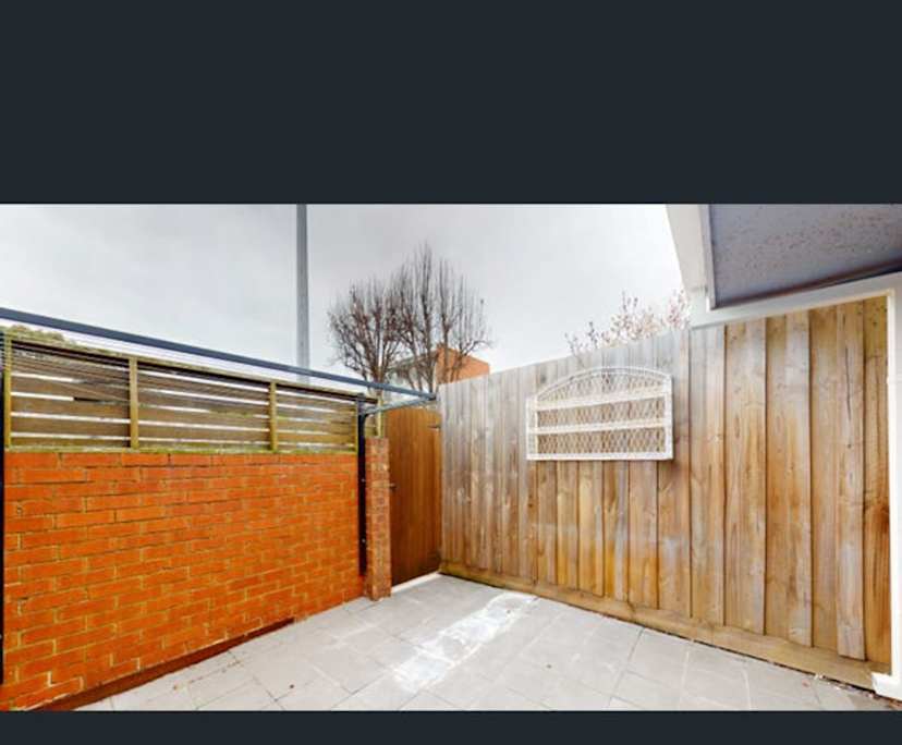 Unfurnished room in a share house