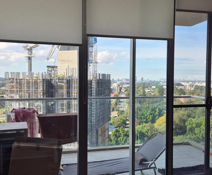 Furnished room with ensuite in a flatshare