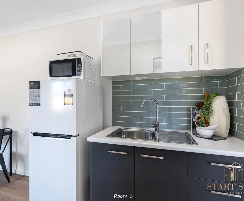 $410, Granny-flat, 1 bathroom, Deagon QLD 4017