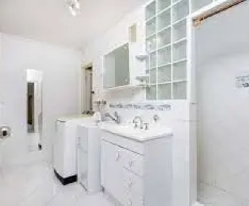 $400, Whole-property, 2 bathrooms, South Perth WA 6151