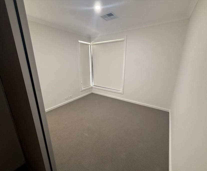 $0, Share-house, 3 bathrooms, Onkaparinga Heights SA 5163