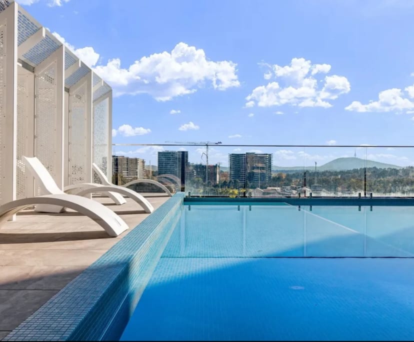 Whole property with 1 room for rent