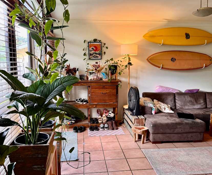 Furnished room in a share house