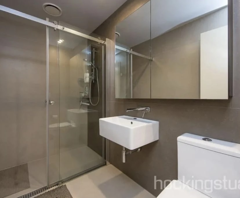 $375, Flatshare, 2 bathrooms, Melbourne VIC 3000