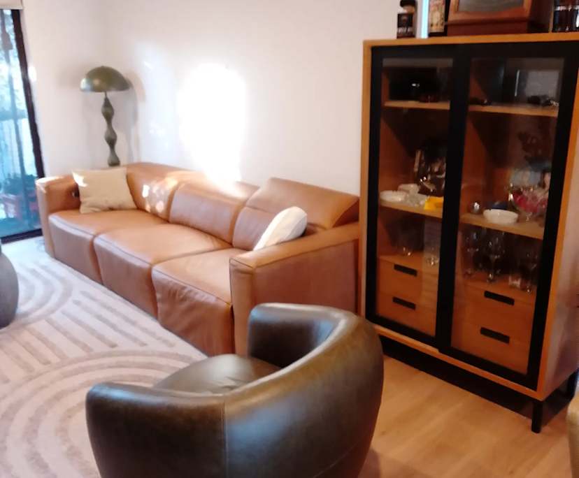 Furnished room in a flatshare